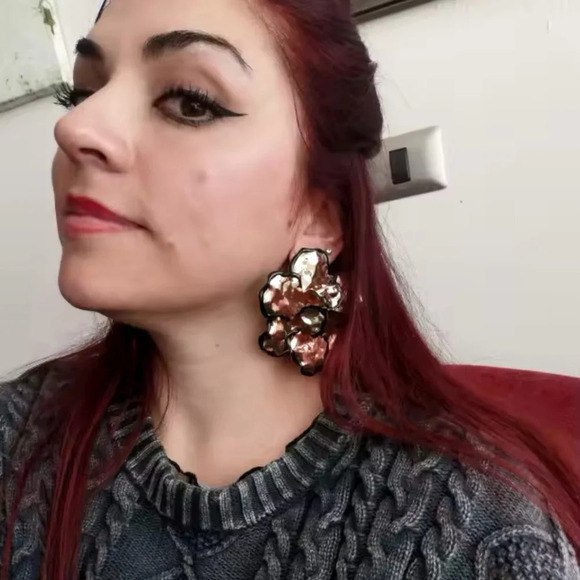 Zara Gold Metal Flower Earrings - Picture 12 of 17